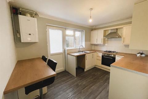 2 bedroom terraced house for sale, Monarch Way, West End, Southampton