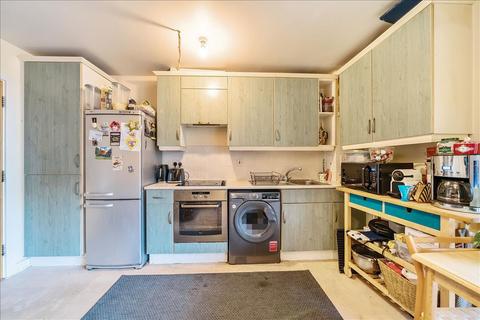 2 bedroom flat for sale, Victoria Road, Acton, W3