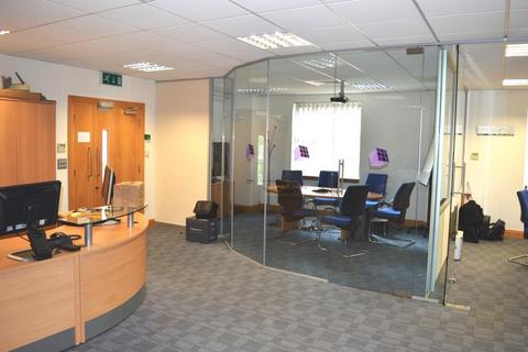 Office to rent, Wokingham, Berkshire