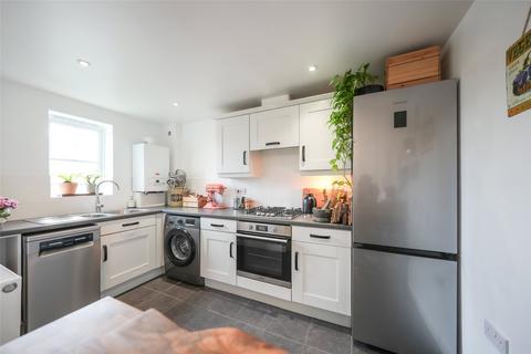 201 Redgrave Close, Gateshead, NE8 3JT
