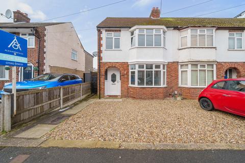28 Garden Road, Dunstable, LU6 3JD