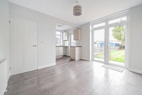 28 Garden Road, Dunstable, LU6 3JD