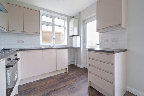 28 Garden Road, Dunstable, LU6 3JD
