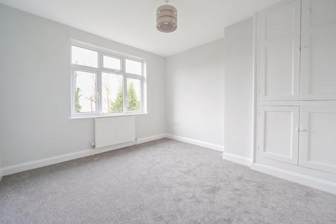 28 Garden Road, Dunstable, LU6 3JD