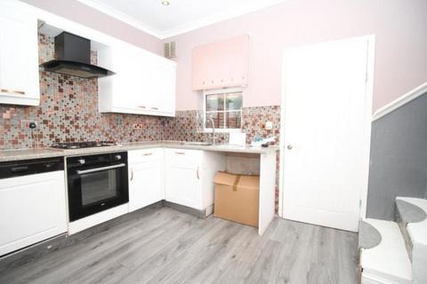 3 bedroom terraced house to rent, Pindar Oakes Cottages, Barnsley