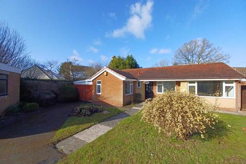 3 bedroom detached bungalow to rent, Firs Drive, Shirley, Solihull