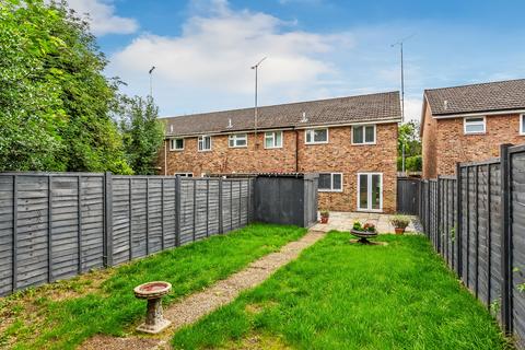 2 bedroom end of terrace house for sale, Little Wood, Sevenoaks, Kent