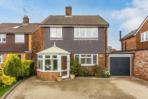 3 bedroom detached house for sale, St Andrews Way, Oxted, Surrey