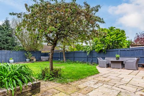 3 bedroom detached house for sale, St Andrews Way, Oxted, Surrey