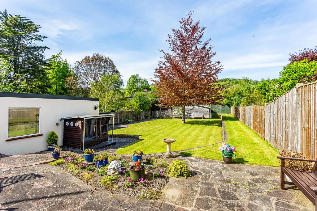 West End, Kemsing, Sevenoaks, Kent 2 bed detached bungalow for sale £