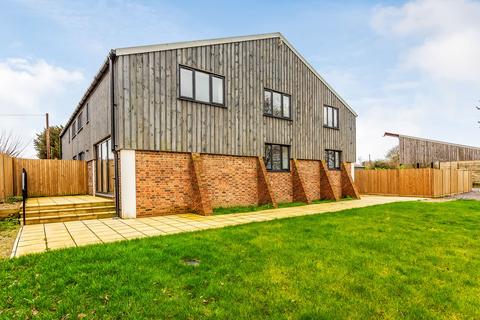 3 bedroom barn conversion for sale, Crowhurst Lane, Lingfield, Surrey