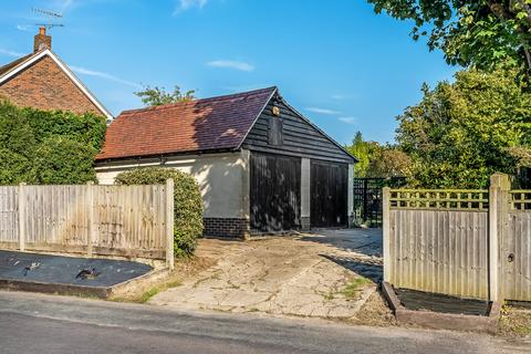 3 bedroom terraced house for sale, Plaistow Street, Lingfield, Surrey