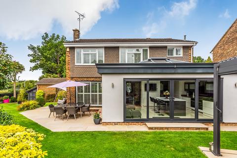 9 Mill Shaw, Oxted, RH8 9DQ