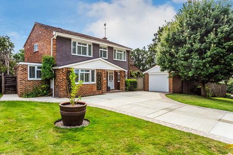 9 Mill Shaw, Oxted, RH8 9DQ