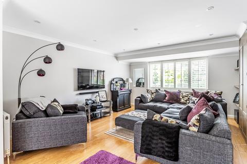 9 Mill Shaw, Oxted, RH8 9DQ