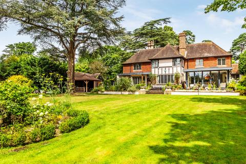 5 bedroom detached house for sale, Pit Lane, Edenbridge, Kent