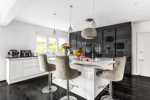 57 Park Road, Oxted, RH8 0AN