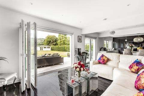 57 Park Road, Oxted, RH8 0AN