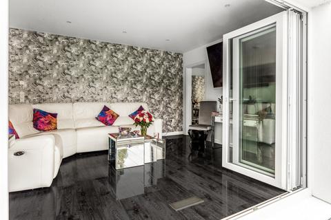57 Park Road, Oxted, RH8 0AN