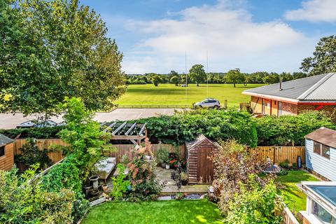 3 bedroom terraced house for sale, Coomb Field, Edenbridge, Kent