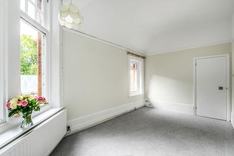 Flat 4, Denewood Park Ley Road, Woldingham, Caterham, CR3 7LD