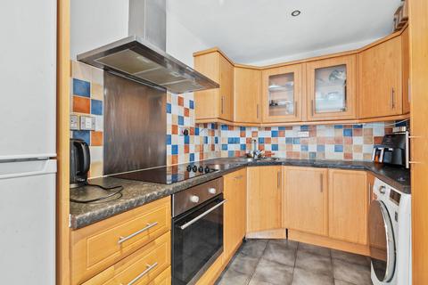 2 bedroom flat for sale, Lahnstein Court, Kettering NN16