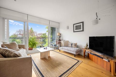 3 bedroom apartment for sale, Westbere Road, London NW2