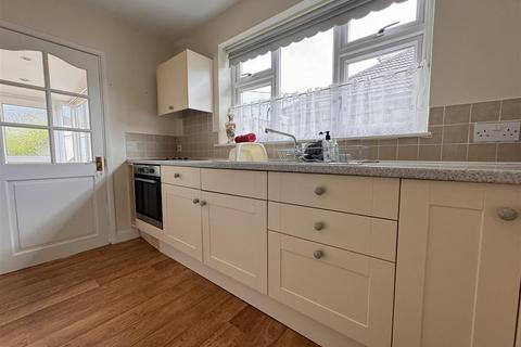 61 Berkeley Road, Wroughton, Swindon, SN4 9BN