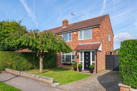 3 bedroom semi-detached house for sale, Cheyne Walk, Horley