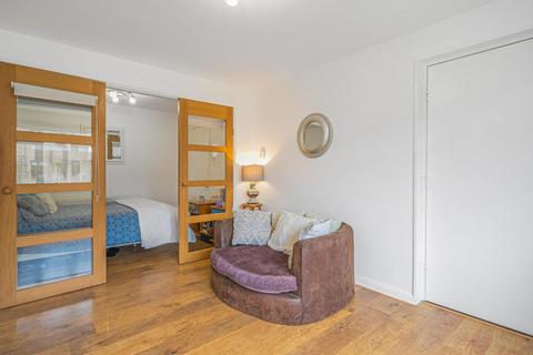 12 Bainbridge Drive, Selby, YO8 4QN