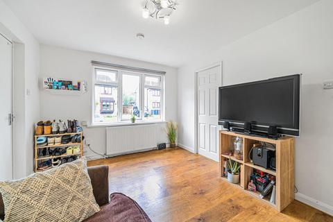 12 Bainbridge Drive, Selby, YO8 4QN