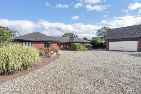 3 bedroom detached bungalow for sale, The Heath, Woolpit