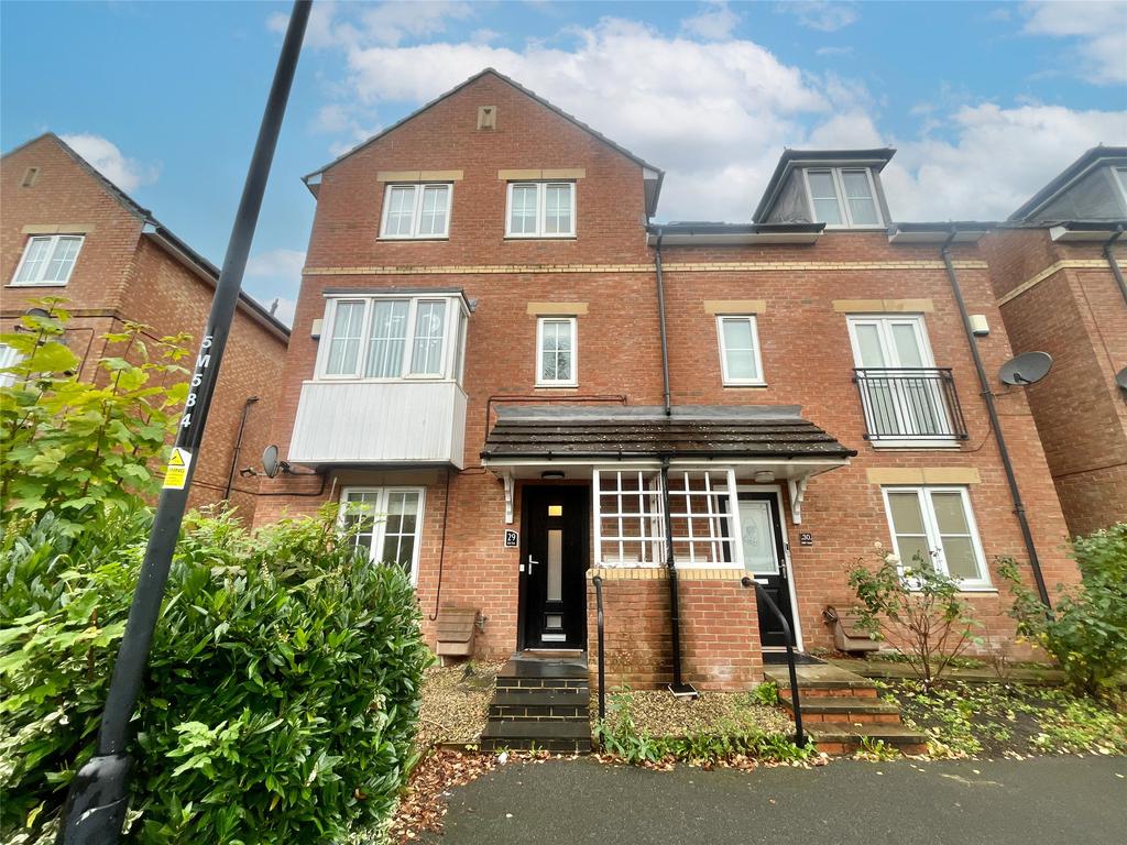 Mill Vale, Newburn, Newcastle Upon... 4 bed semidetached house for