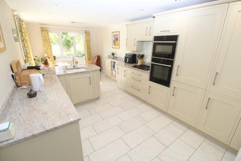 7 Hexter Close, Whetstone, Leicester, LE8 6QW