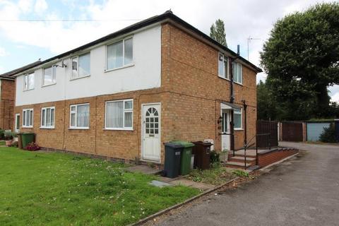 2 bedroom maisonette to rent, Clinton Road, Shirley