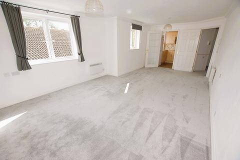 1 bedroom retirement property for sale, East Street, Hythe, CT21