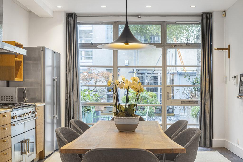 Kitchen/Reception