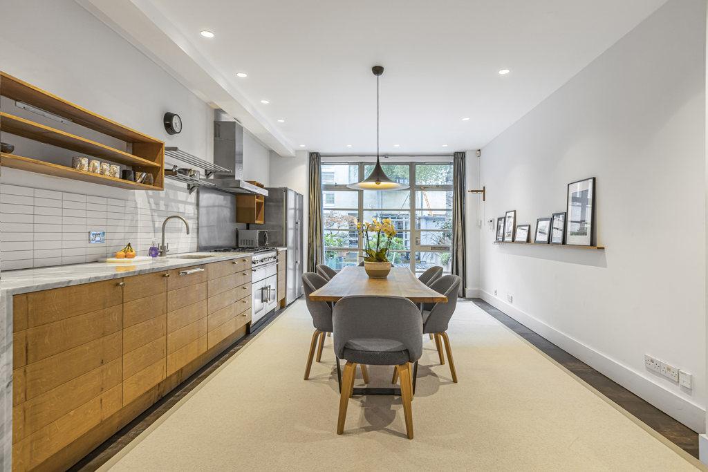 Kitchen/Reception