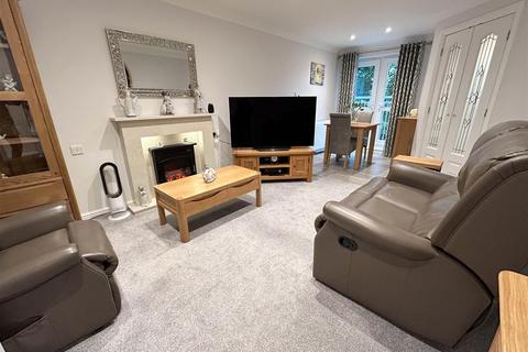 1 bedroom flat for sale, Browning Court, Fenham, Newcastle Upon Tyne