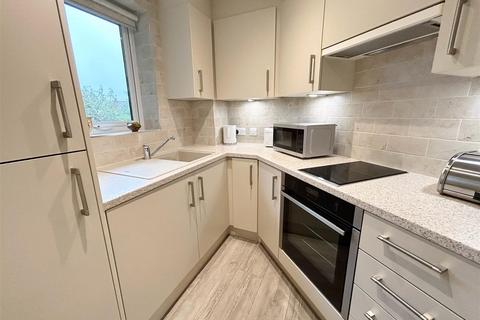 1 bedroom flat for sale, Browning Court, Fenham, Newcastle Upon Tyne