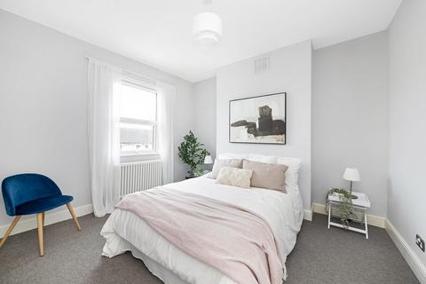 2 bedroom apartment for sale, Heber Road, East Dulwich, London, SE22