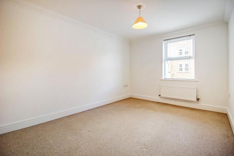 2 bedroom apartment to rent, Godwin Court, Swindon SN1