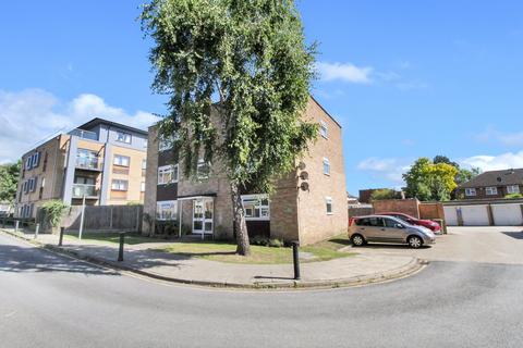 33 Thomas A Beckett Close, Wembley, HA0 2SH