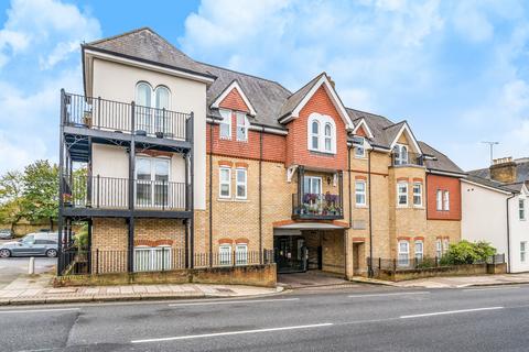 2 bedroom apartment for sale, Oatlands Drive, Weybridge, KT13