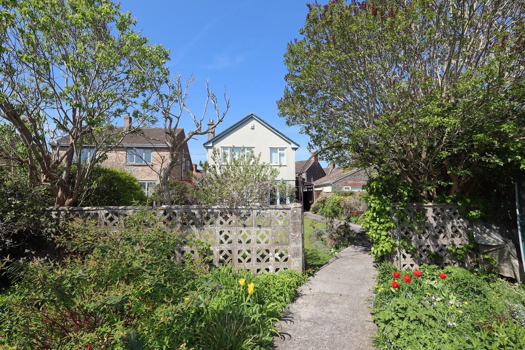 Garden through to property