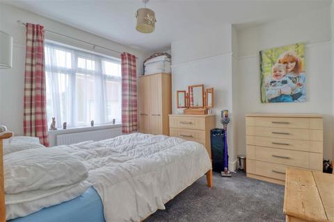 23 Crossfield Road, Clacton-on-sea, CO15 3QT
