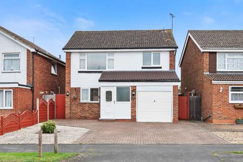 3 bedroom detached house for sale, Churchill Way, Kettering NN15