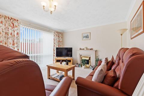 3 bedroom detached house for sale, Churchill Way, Kettering NN15