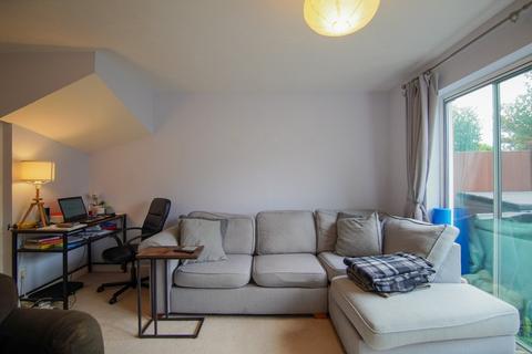 2 bedroom end of terrace house to rent, Henleaze, Bristol BS6