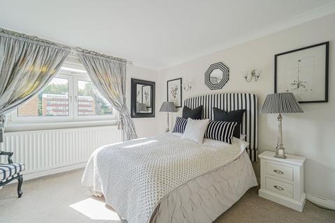 3 bedroom apartment for sale, Riverside Drive, Solihull, B91